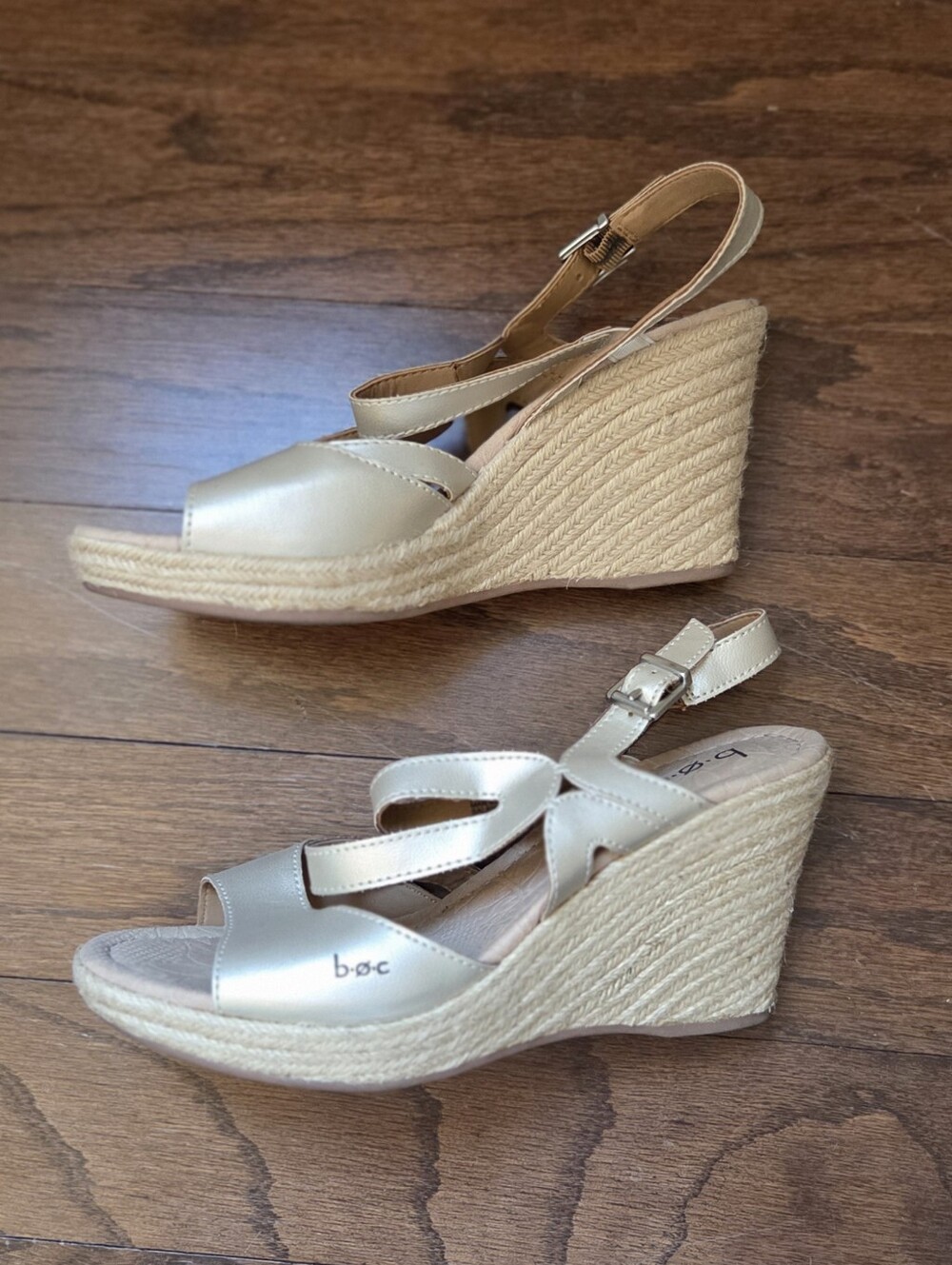 BOC Born Concept Gold Champagne Strappy Espadrille Wedge Sandal Size 8 - Picture 5 of 11